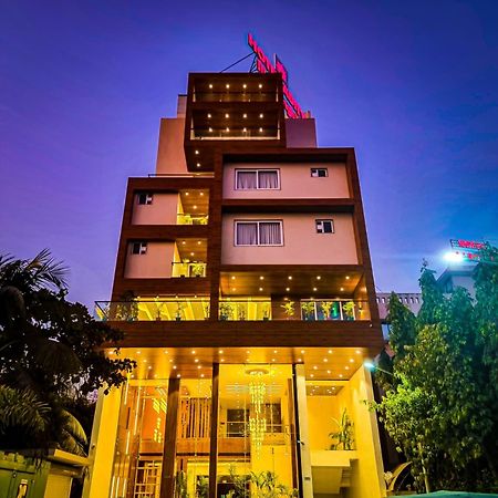 Hotel Aditya Mansingh Inn Somnath Ngoại thất bức ảnh
