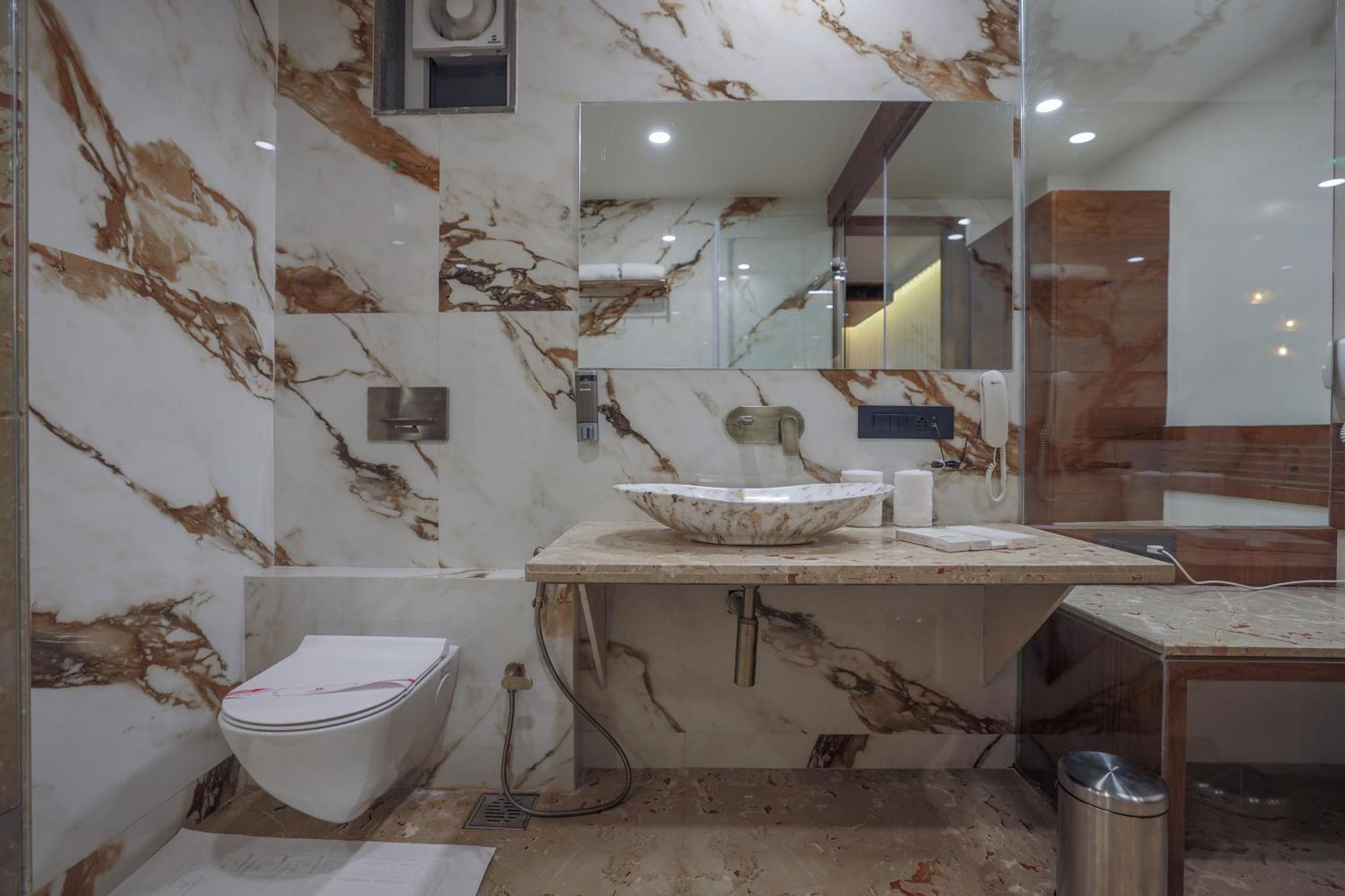 Hotel Aditya Mansingh Inn Somnath Ngoại thất bức ảnh